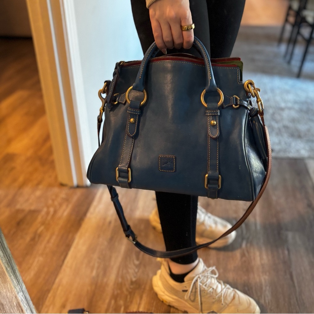 Dooney & Bourke Florentine Satchel Purse navy blue